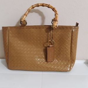 Relics handbag with wooden handles, Camel colored